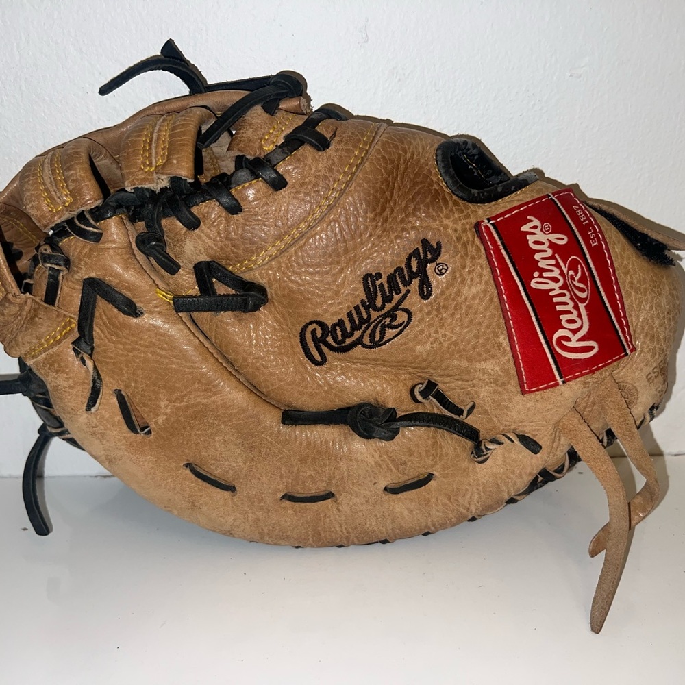 Rawlings Brown Baseball Glove with Black Laces